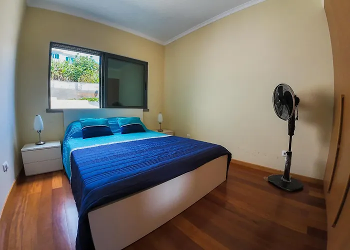 Moradia Garces * Santa Cruz (Madeira)