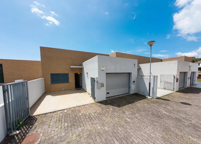 Moradia Garces Santa Cruz (Madeira)