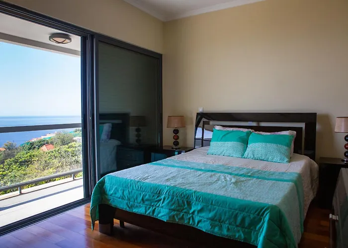 Ferienhaus Moradia Garces